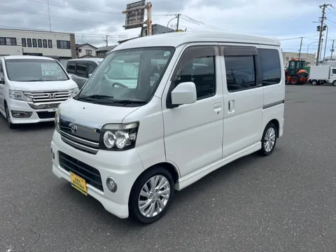 Daihatsu Atrai Wagon