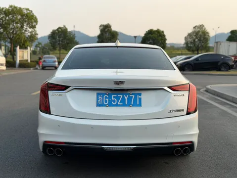 Cadillac CT6