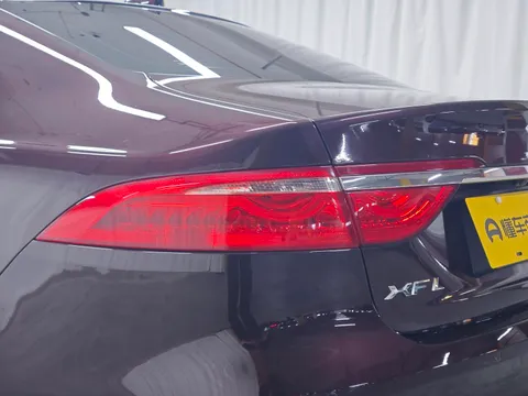 Jaguar XFL
