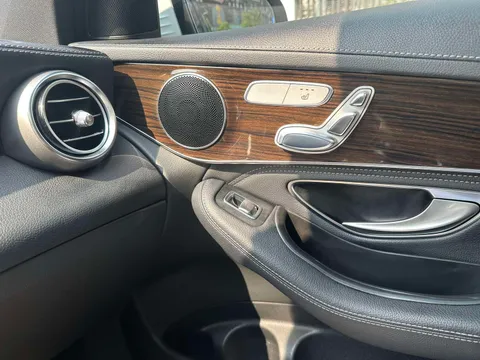 Mercedes-Benz Mercedes-Benz GLC