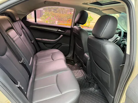 Roewe 360