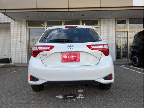 Toyota Yaris (Vitz)
