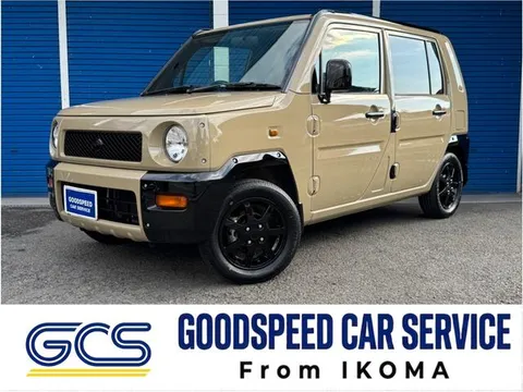 Daihatsu Naked