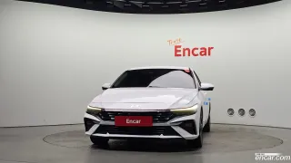 Hyundai Elantra (Avante)