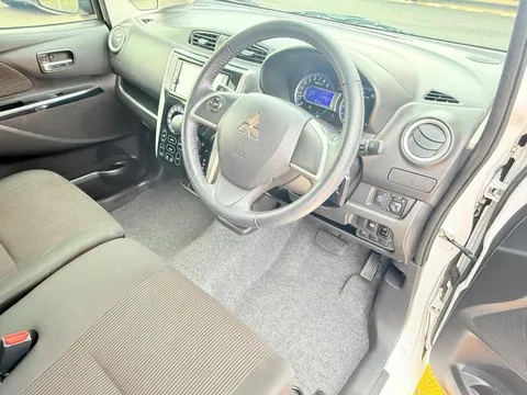 Mitsubishi eK Custom