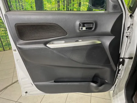 Mitsubishi eK Space Custom