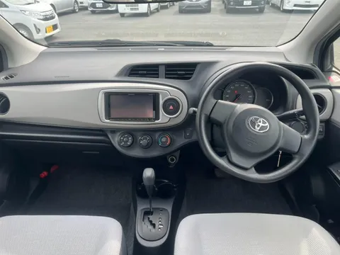 Toyota Yaris (Vitz)