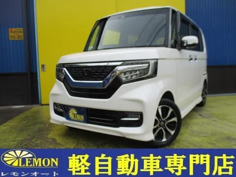 Honda N-BOX Custom