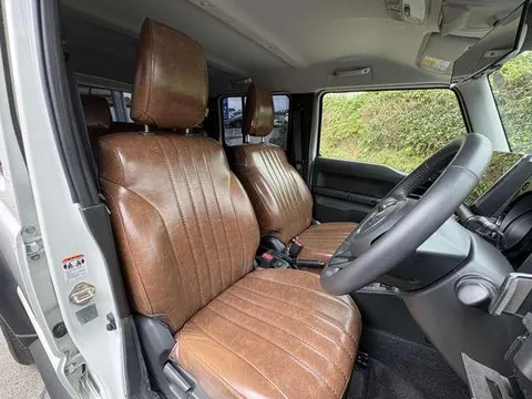 Suzuki Jimny Nomade