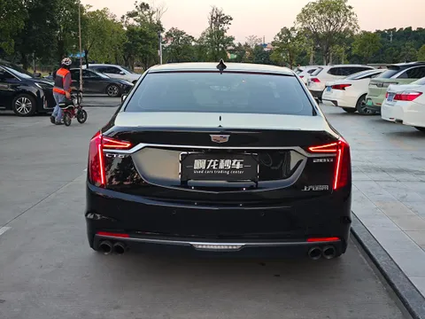 Cadillac CT6