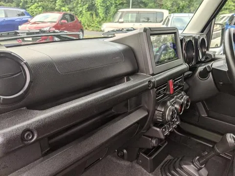 Suzuki Jimny Sierra
