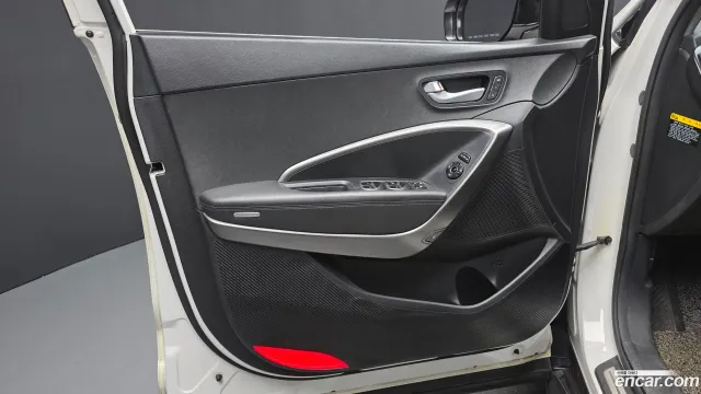Hyundai Grand Santa Fe (Maxcruz)