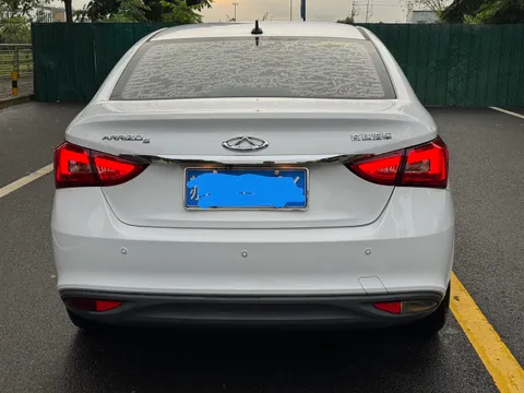 Chery Arrizo 5