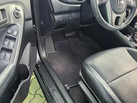 Kia Cerato (Forte)