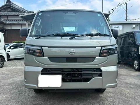 Nissan Clipper Truck