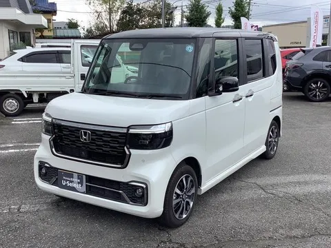 Honda N-BOX Custom