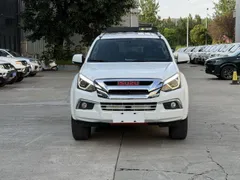Isuzu mu-X