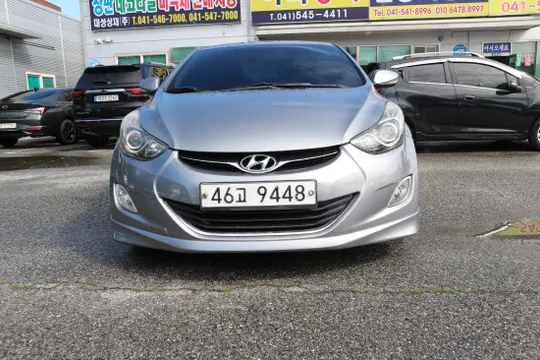 Hyundai Elantra (Avante)