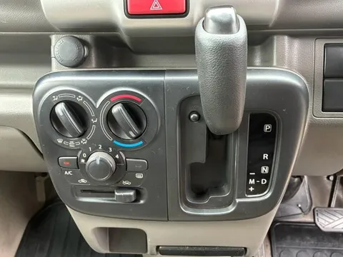 Nissan Clipper