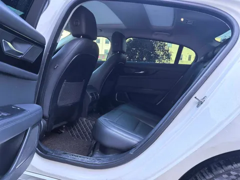 Jaguar XEL