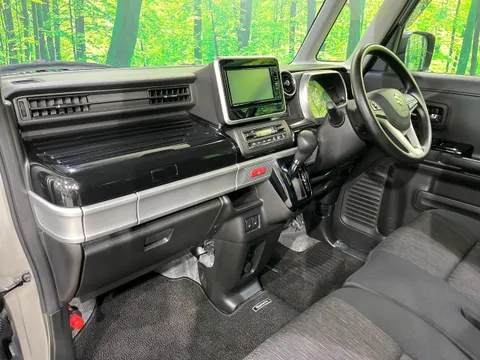 Suzuki Spacia Custom