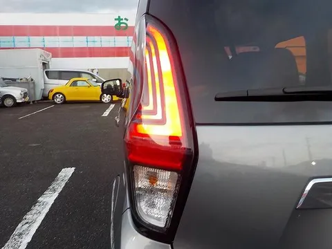 Mitsubishi eK X