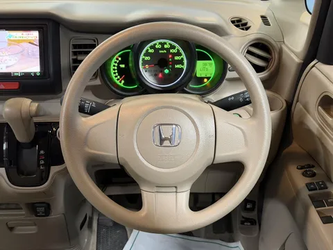 Honda N-BOX Plus