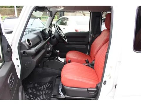 Suzuki Jimny Nomade