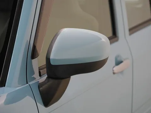 Daihatsu Mira Tocot
