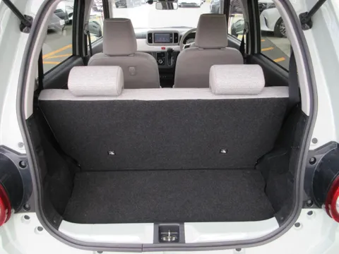 Daihatsu Mira Tocot
