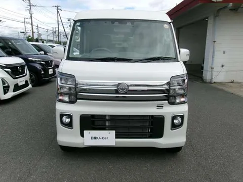 Nissan Clipper Rio