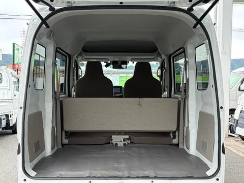 Nissan Clipper
