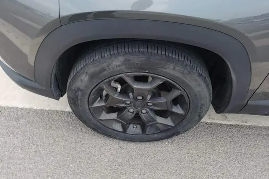 Geely Icon