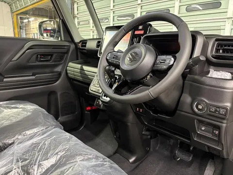Suzuki Spacia Gear