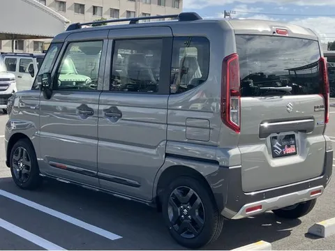 Suzuki Spacia Gear