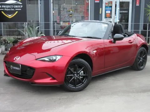 Mazda MX-5 (Roadster)