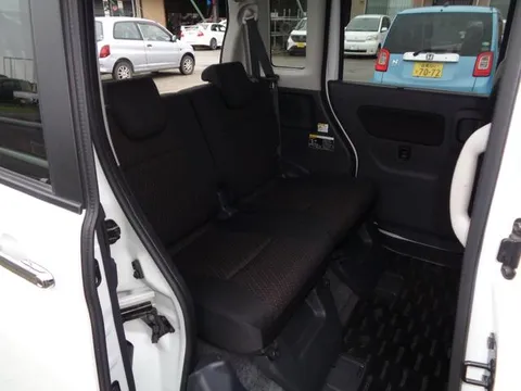 Suzuki Spacia Custom