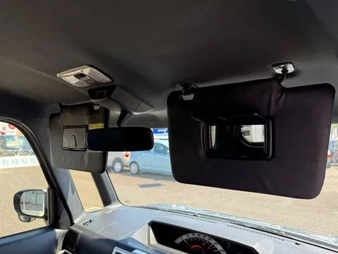 Toyota Pixis Mega