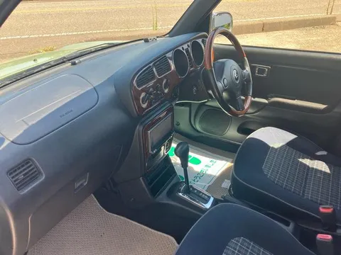 Daihatsu Mira Gino 1000