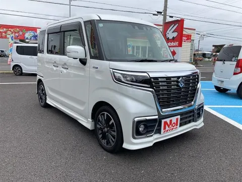 Suzuki Spacia