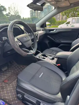 Ford Focus Active