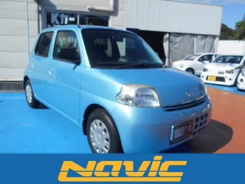 Daihatsu Esse