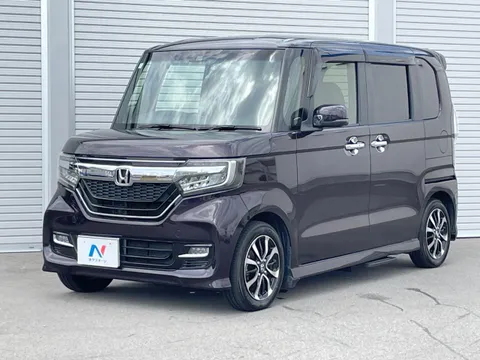 Honda N-BOX Custom