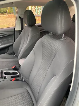 Roewe i5