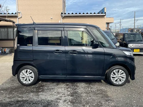 Suzuki Spacia Custom Z