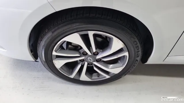 Renault SM3