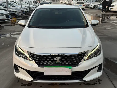 Peugeot 408