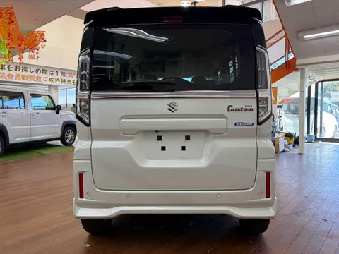 Suzuki Spacia Custom
