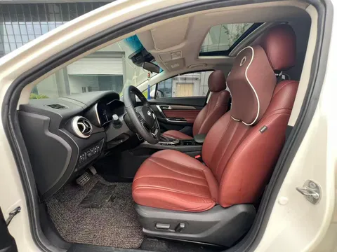 BAIC Senova D50