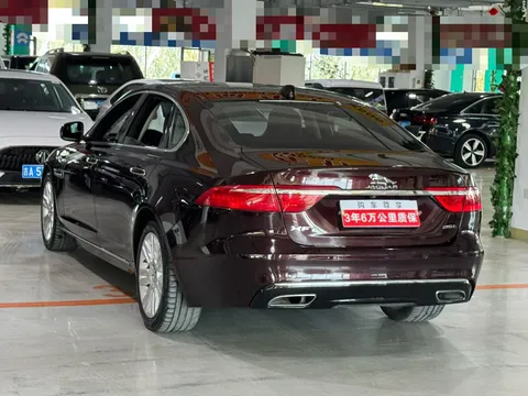 Jaguar XFL